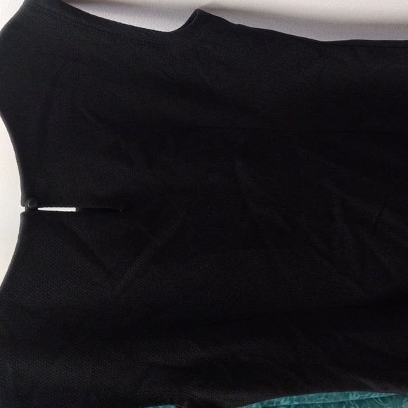 Top - Picture 4 of 6